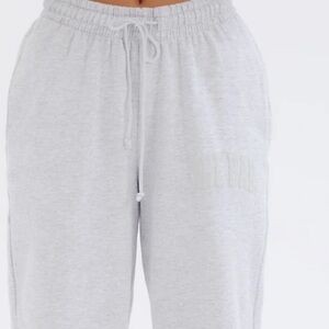 “The Bar” VARSITY SWEATPANTS LT HEATHER GREY